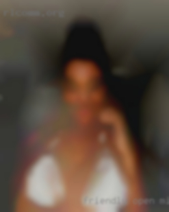 Friendly open Eau Claire, Wisconsin minded woman.