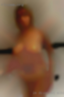 Im divorced in Albion, Illinois 37 tiny woman.